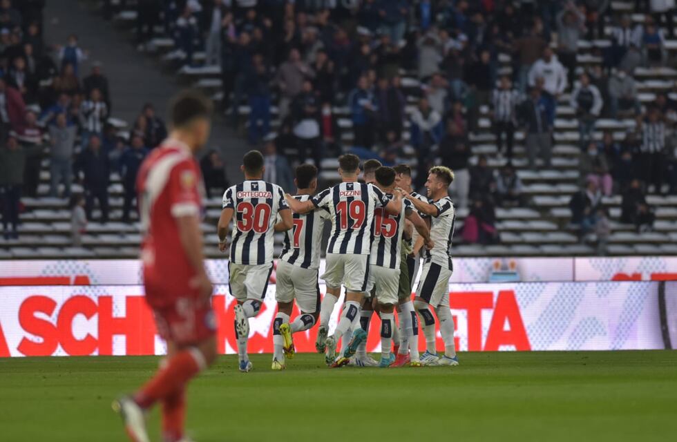 Belleza nene: el golazo de Rodrigo Garro para poner arriba a Talleres ante Argentinos