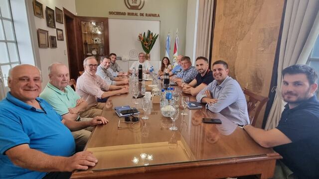 La Fundación Castellanos y Biogénesis Bagó se reunieron para tratar la continuidad de la vacunación contra la aftosa