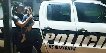 Resguardan a una niña de tres años que deambulaba sola a la madrugada en Montecarlo.