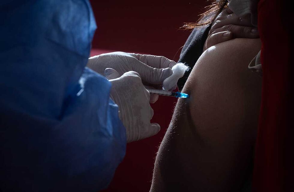 Coronavirus: la ocupación de camas de terapia intensiva se redujo un 46%