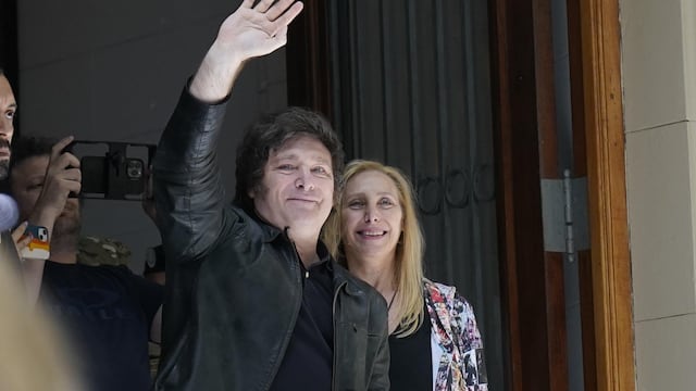 Javier Milei tras votar en el balotaje.