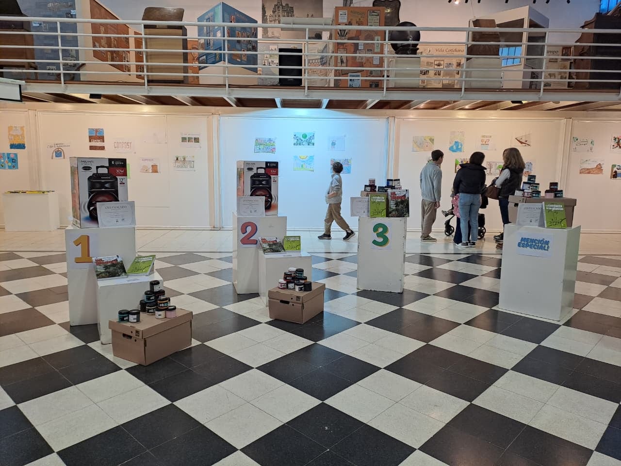 Entrega de premios del concurso “Eco Murales”