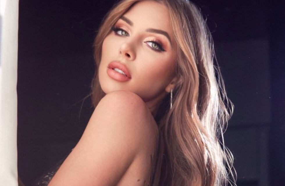 Romina Malaspina se disfrazó de gatubela en la noche de Halloween y enamoró a toda la fiesta