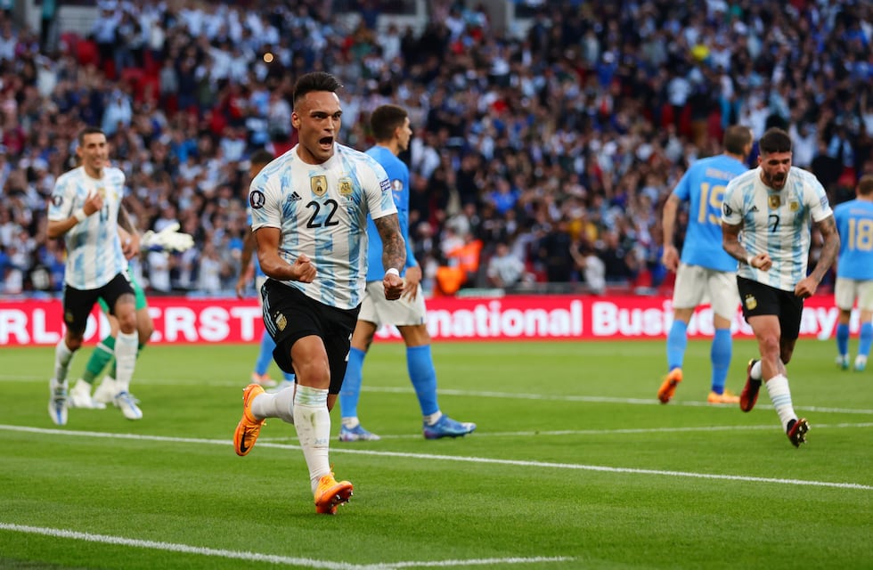 El bahiense Lautaro Martínez es uno de los futbolistas más caros del mundo