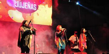 Artistas locales y nacionales ofrecerán su música y canto, en la recordación de la epopeya gloriosa del Éxodo jujeño que se realiza en el marco del festival "Los Hornitos".
