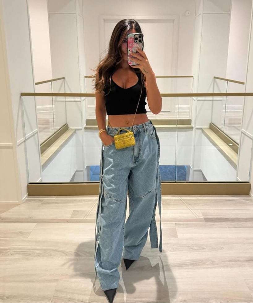El look dosmilero de Antonela Roccuzzo