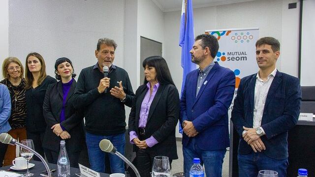 Darío Cocco junto a Alejandra Sagardoy, en la sesión del jueves pasado