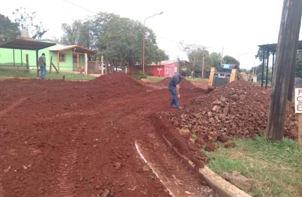 Ejecutan obras en varios barrios de Puerto Iguazú