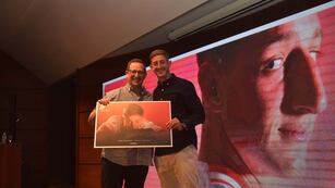 Ganador del Premio Estímulo de La Voz. Gran manera de terminar el año para Nicolás Dubersarsky, figura en Instituto.