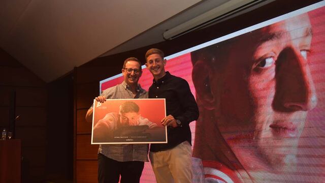 Ganador del Premio Estímulo de La Voz. Gran manera de terminar el año para Nicolás Dubersarsky, figura en Instituto.