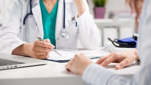 Cómo deben ser los aumentos de las cuotas de la medicina prepaga. Foto: Los Andes