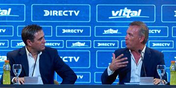 El entrenador Ángel Guillermo Hoyos y el presidente Andrés Fassi. Ya están las fechas para las tres primeras fechas de la Copa de Liga Profesional (La Voz).