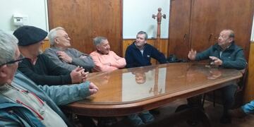 El intendente de Tres Arroyos saludó a los jubilados en su día