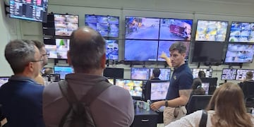 Vecinos del barrio 30 de Octubre visitaron el Centro de Monitoreo Urbano