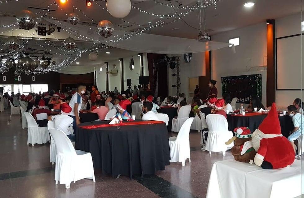 Una ONG agasajó alrededor de 300 chicos salteños por Navidad