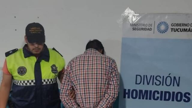 Un hombre fue detenido acusado de matar a un joven con un arma blanca