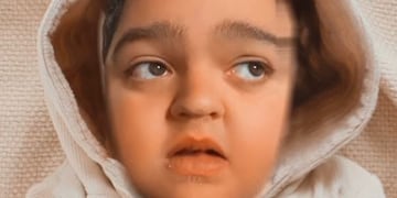 Dario Barassi disfrazado de bebé