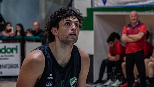 Iván Gómez Lepez volvió a sumar minutos por Liga Argentina
