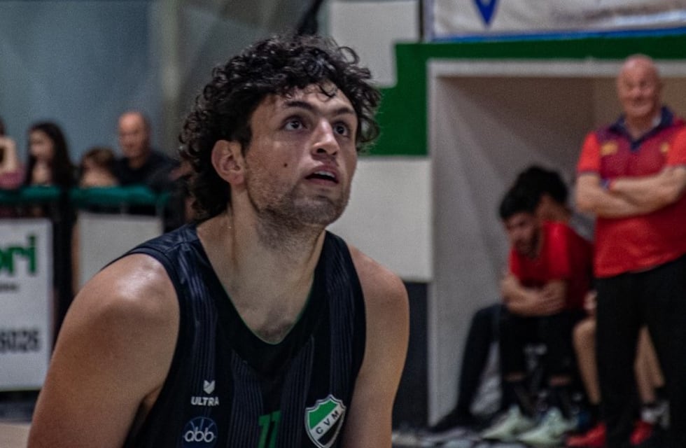 Liga Argentina: Gómez Lepez clavó dos triples para el triunfo de Villa Mitre