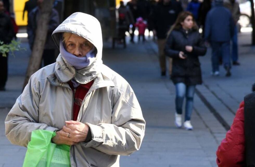 El tiempo en Rosario: emiten alerta por viento en un jueves helado