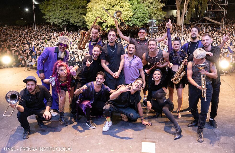 La UNSL celebró sus 50 años: La Delio Valdez cerró el festejo ante más de 20 mil personas