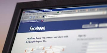 Vendía una lancha por Facebook y lo estafaron.