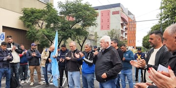 El gremio marchó para pedir que la Justicia investigue a Epec.