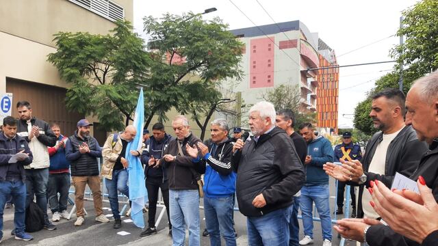 El gremio marchó para pedir que la Justicia investigue a Epec.