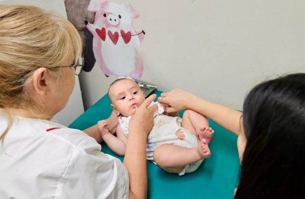 Arroyito: continúa la colocación de la vacuna triple viral contra el sarampión, rubéola y paperas