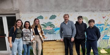 Charla sobre educación ambiental en la Escuela Secundaria Nº 10 de Claromecó