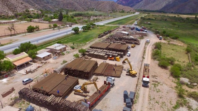Con la rehabilitación de las vías férreas, la Quebrada de Humahuaca contará con un tren turístico movido con energía solar.