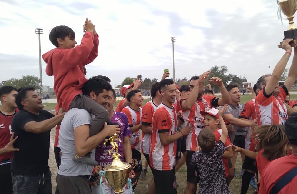 Rivadavia de Río Primero ganó el Torneo Clausura y es el Campeón Anual de la Oeste en la Liga Regional