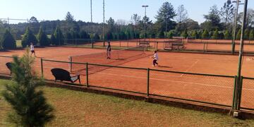 Se realizó un encuentro de tenis infantil en Eldorado