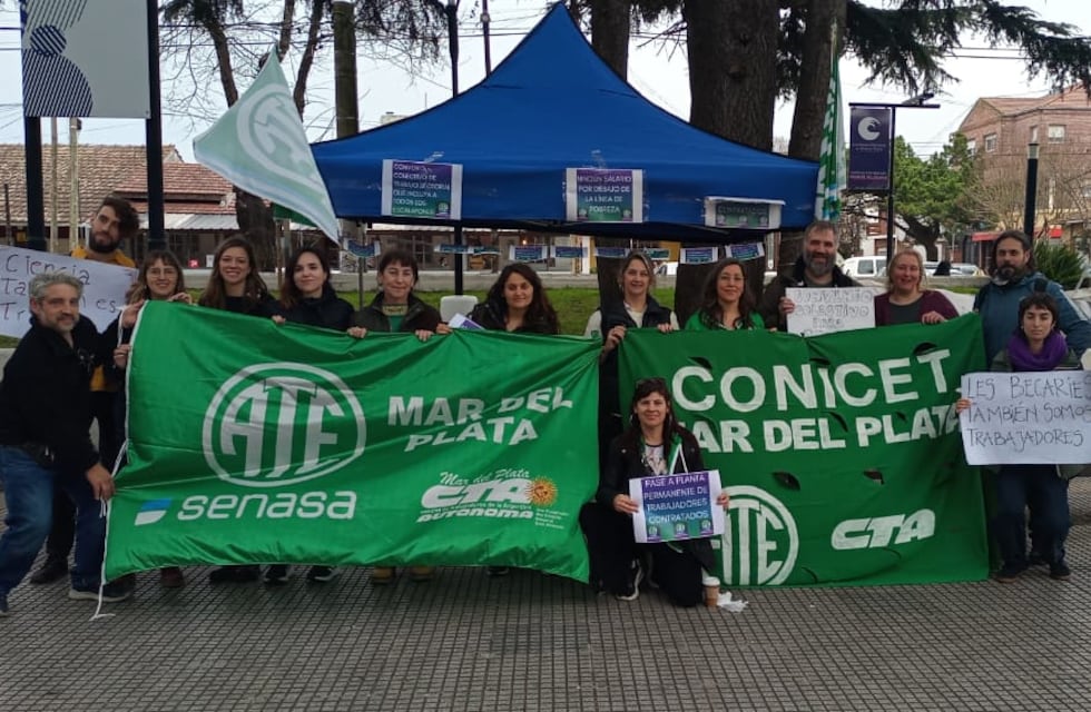 Trabajadores del Conicet llevaron adelante una jornada de huelga y se movilizaron por varios reclamos