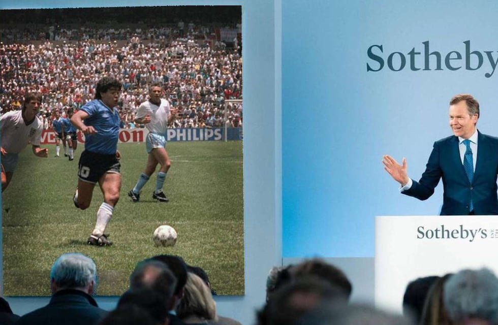 Santiago Maratea avisó si realizará una colecta para comprar la camiseta que Maradona usó ante Inglaterra en 1986