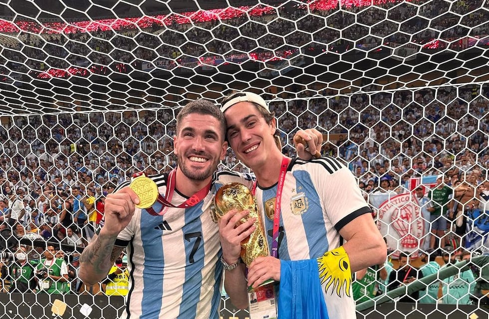 La promesa que le cumplió Rodrigo De Paul al hermano de Tini Stoessel: “En dos meses vamos a levantar la Copa del Mundo”
