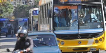 Este viernes el sistema de transporte público funcionará con normalidad (La Voz).