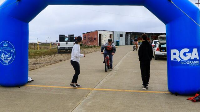 La Coordinación de Educación Vial, dependiente de la Secretaría de Gestión Ciudadana, llevó adelante una actividad recreativa en el kartódromo de la ciudad.
