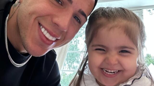 Enzo Fernández y Olivia.