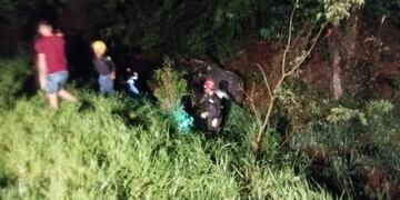 Joven de 22 Años perdió la vida tras impactar su auto contra un árbol en Dos Hermanas.