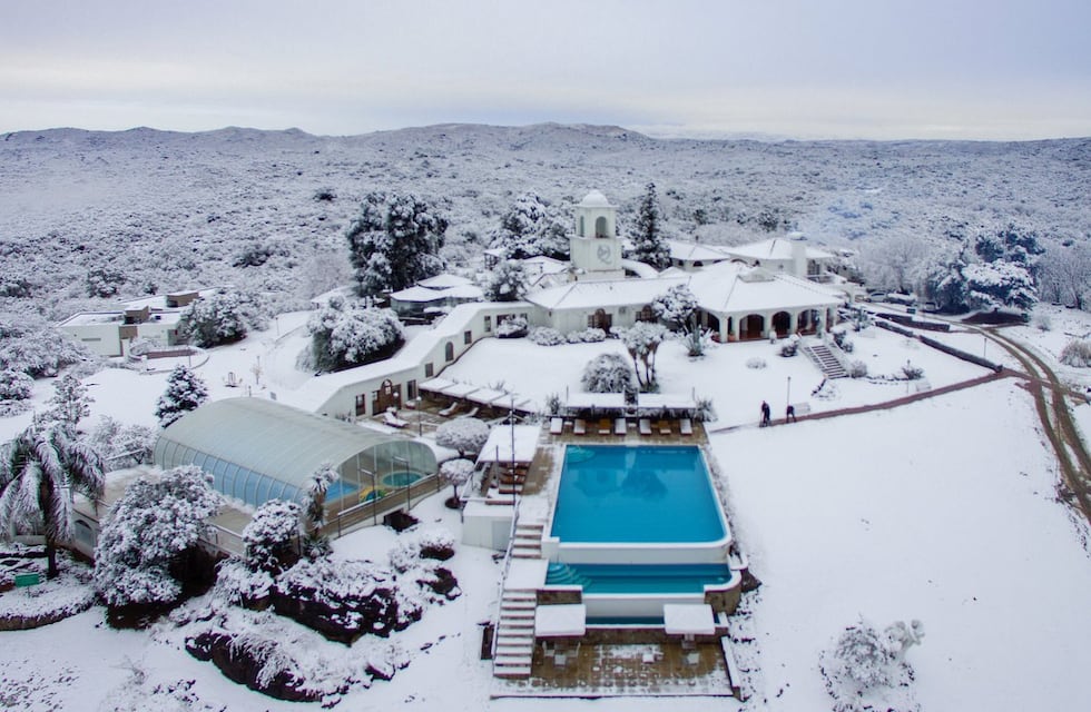 Spa, hidroterapia y gastronomía gourmet: cómo es la posada en medio de la naturaleza de Córdoba