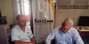 Convenio entre la Dirección de Turismo de Tres Arroyos y Corredores Viales S.A para la instalación de una Posta Turística