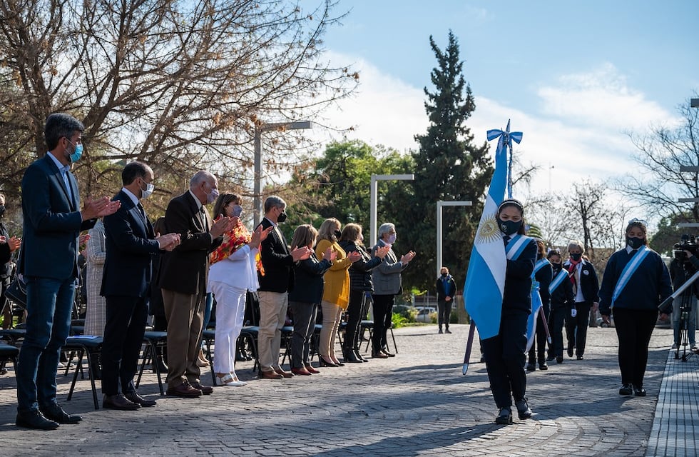 Se celebró el Día del Maestro en la plaza Sarmiento