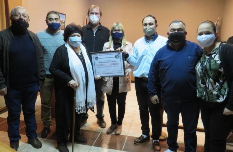 Reconocimiento a la docente Martha Elena González Fonseca en Puerto Libertad