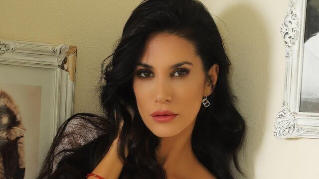 Silvina Escudero enamoró con su look.