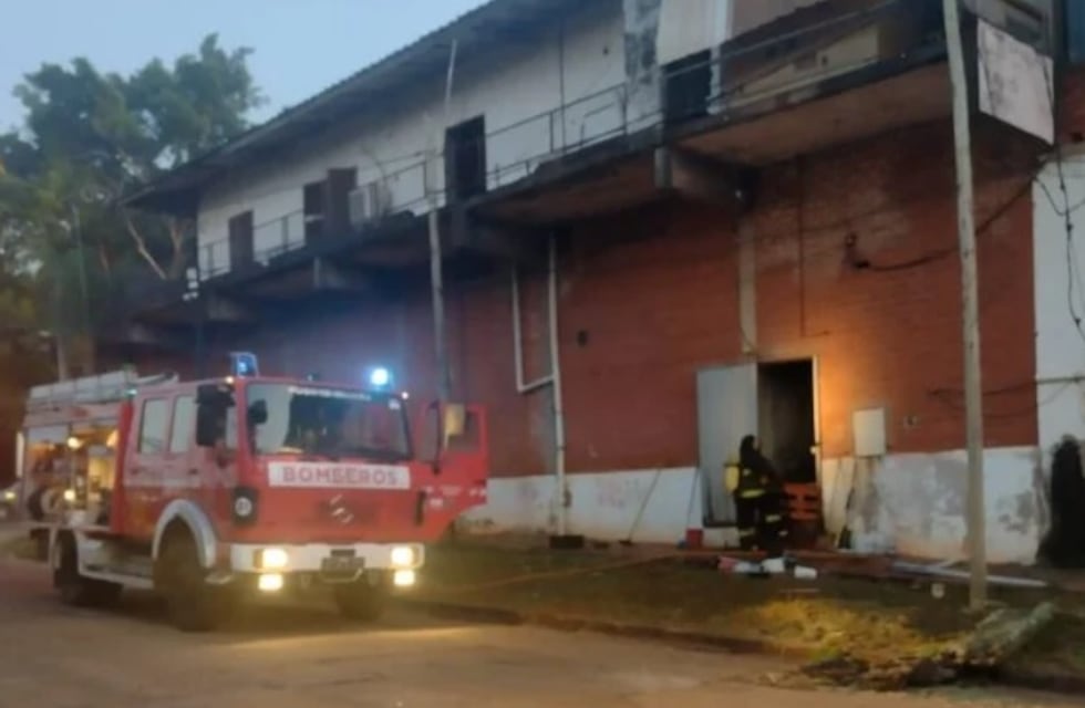 Susto en Puerto Iguazú: se produjo un incendio en un supermercado