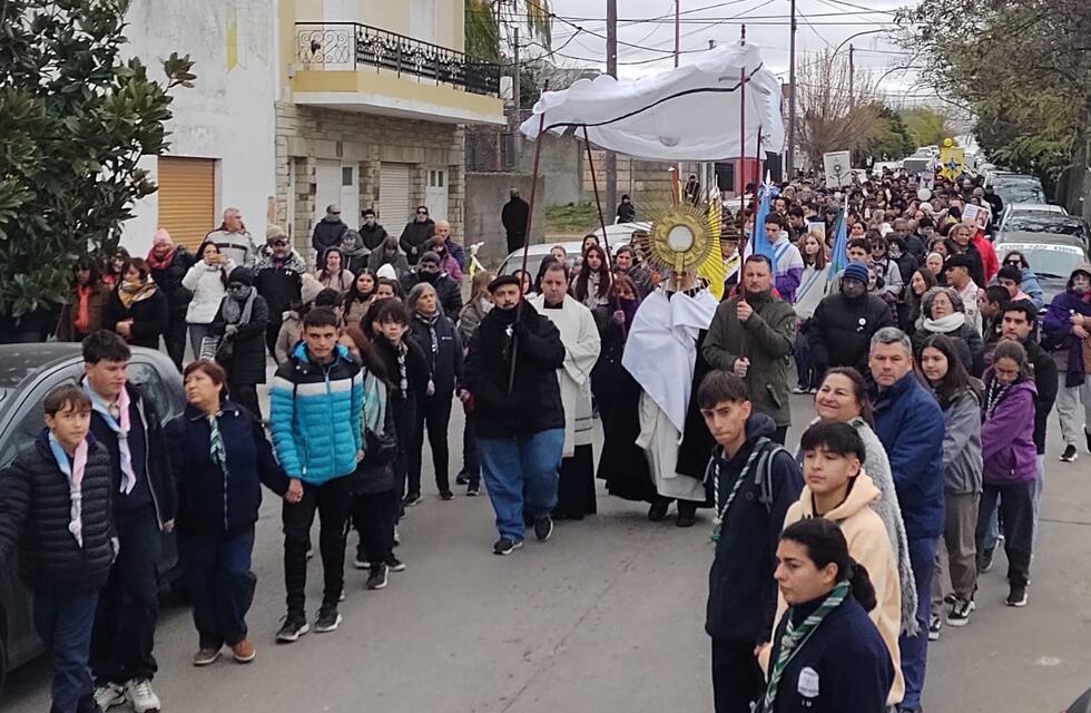 El Corpus Christi recorrió Punta Alta y reavivó la Fe