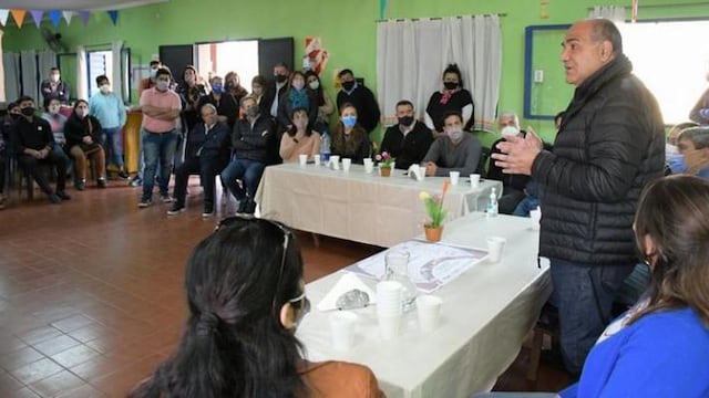 Manzur visitó obras en Concepción.