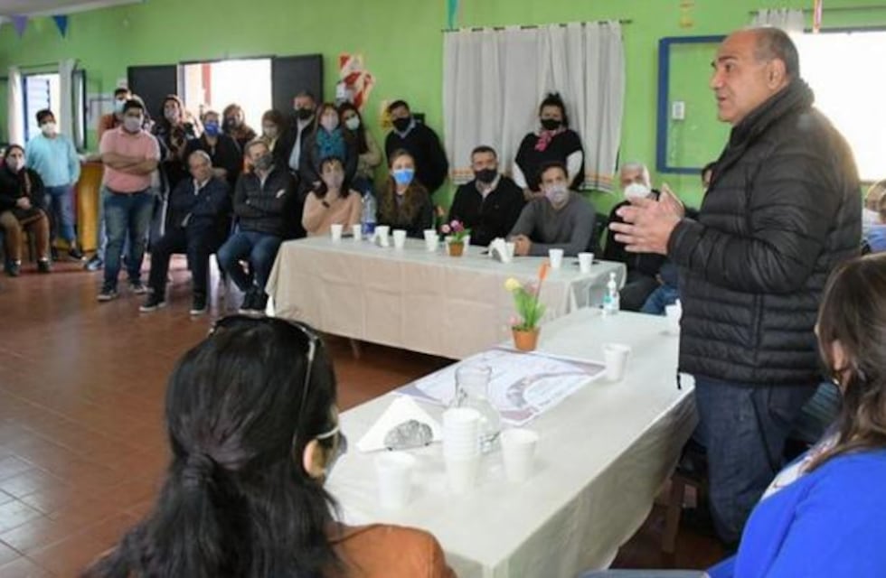 El gobernador Manzur recorrió obras en Concepción