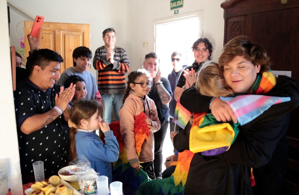 Emma Vich y Bauti Mascia donarán el premio de Gran Hermano a La Casita Trans de Córdoba